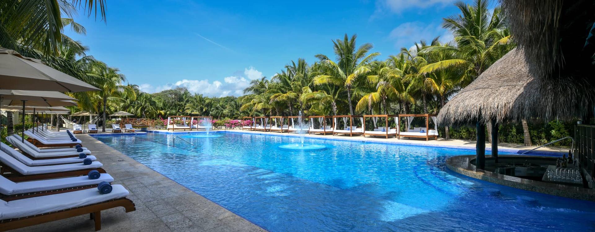 Spot Swim-Up bar Hotel El Dorado Royale Riviera Maya Spot Swim-Up bar Hotel El Dorado Royale Riviera Maya