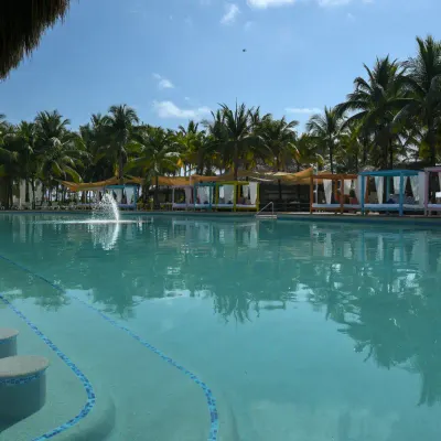 Swim up Bar La Isla Hotel El Dorado Royale Riviera Maya Swim up Bar La Isla Hotel El Dorado Royale Riviera Maya