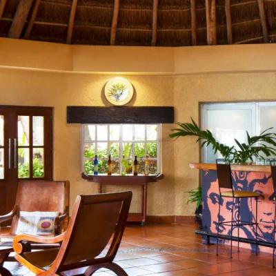 La Cantina bar Hotel El Dorado Seaside Suites Puerto Aventuras La Cantina bar Hotel El Dorado Seaside Suites Puerto Aventuras