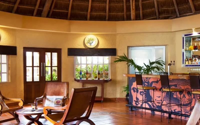 La Cantina bar Hotel El Dorado Seaside Suites Puerto Aventuras La Cantina bar Hotel El Dorado Seaside Suites Puerto Aventuras