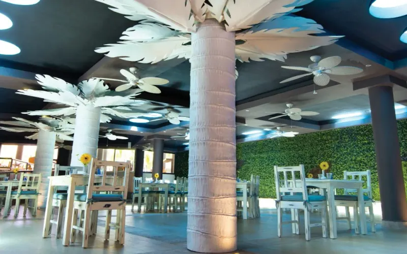 Driftwood bar Hotel El Dorado Seaside Palms Puerto Aventuras Driftwood bar Hotel El Dorado Seaside Palms Puerto Aventuras