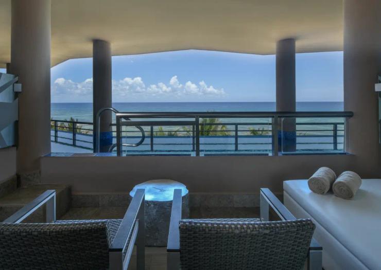 Oceanfront Swim-Up Suite Hotel El Dorado Seaside Suites Puerto Aventuras Oceanfront Swim-Up Suite Hotel El Dorado Seaside Suites Puerto Aventuras