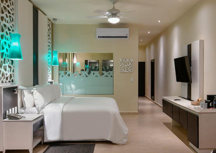 Oceanfront Pool Swim-Up Suite Hotel El Dorado Seaside Suites Puerto Aventuras Oceanfront Pool Swim-Up Suite Hotel El Dorado Seaside Suites Puerto Aventuras