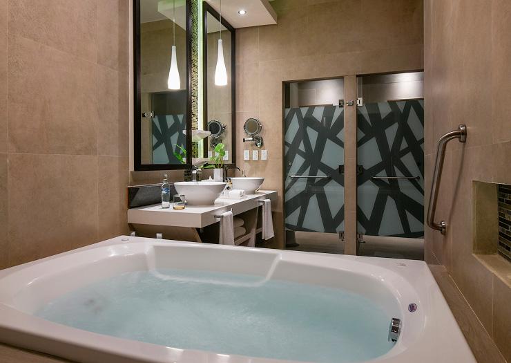 Oceanfront Pool Swim-Up Suite Hotel El Dorado Seaside Suites Puerto Aventuras Oceanfront Pool Swim-Up Suite Hotel El Dorado Seaside Suites Puerto Aventuras